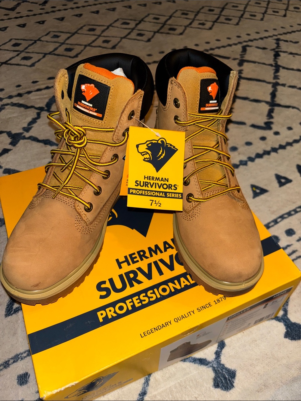Herman Survivors Driller Men’s Waterproof Steel Toed Boots!  size 7.5 NEW!